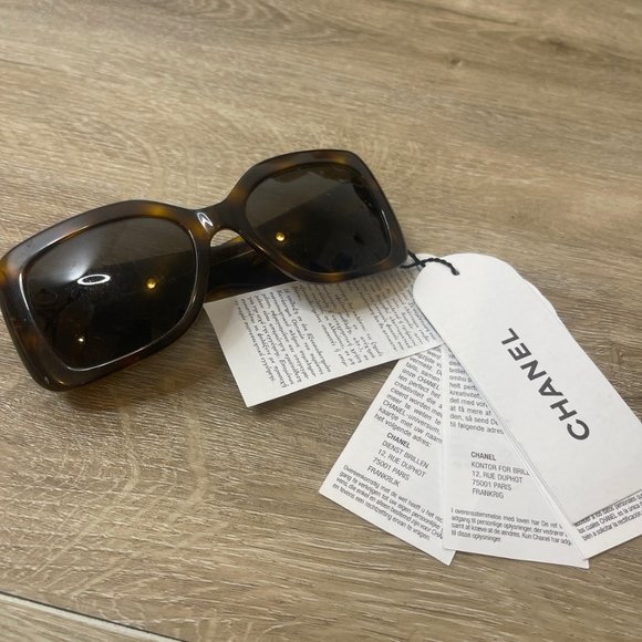 CHANEL Accessories Chanel Sunglasses Brown With Gold Cc Luxury